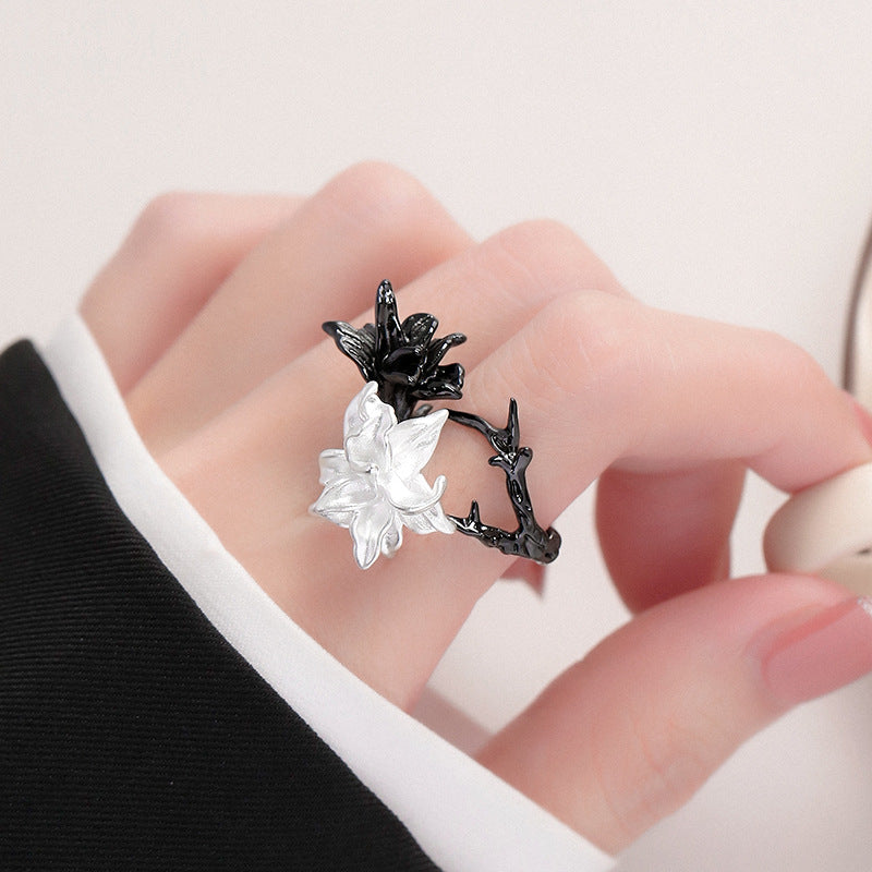 Wholesale Black and white mandala French ring